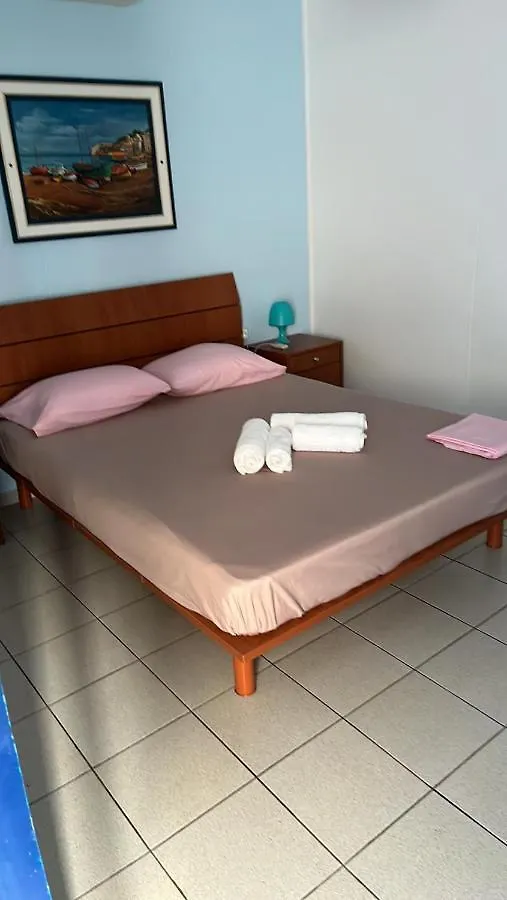 B&D 1 Apartment Zola