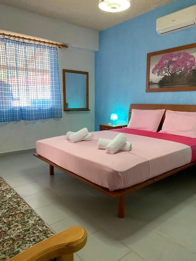 B&D 1 Apartment Zola